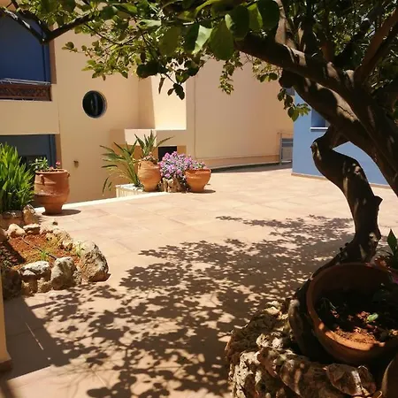 Eleni Beach Aparthotel Stalida
