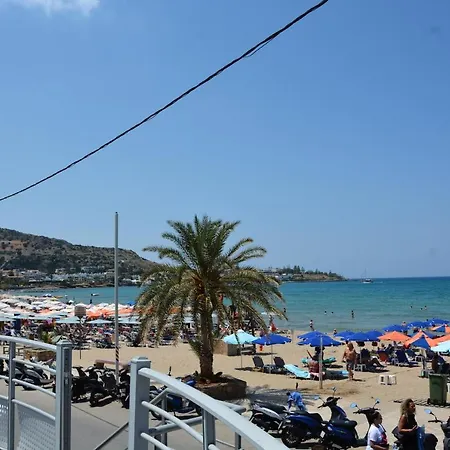 Eleni Beach Aparthotel 3*