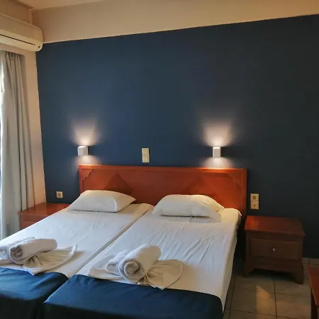 아파트호텔 Eleni Beach 3*
